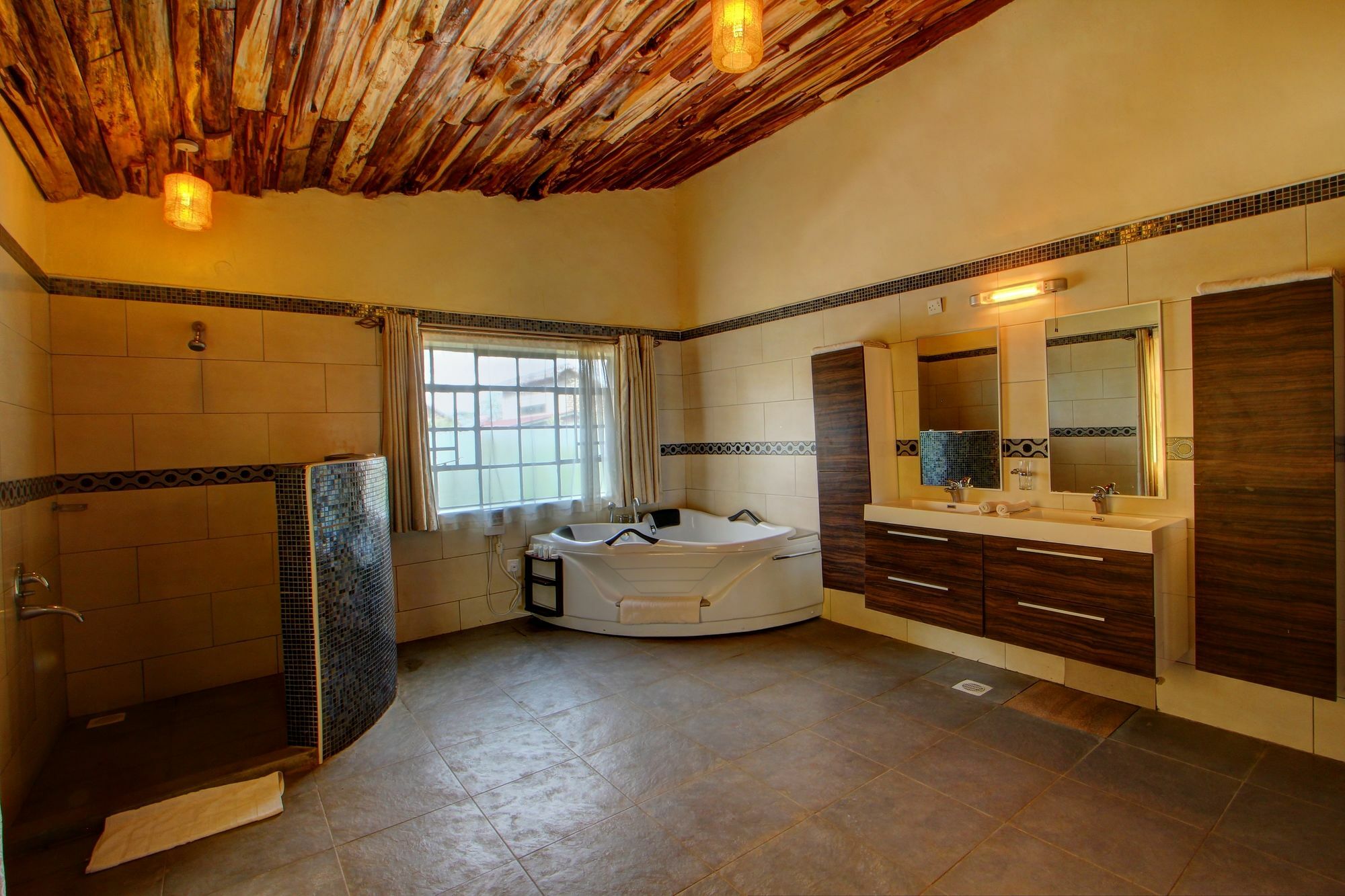 Naivasha Kongoni Lodge - Lakefront Getaway מראה חיצוני תמונה