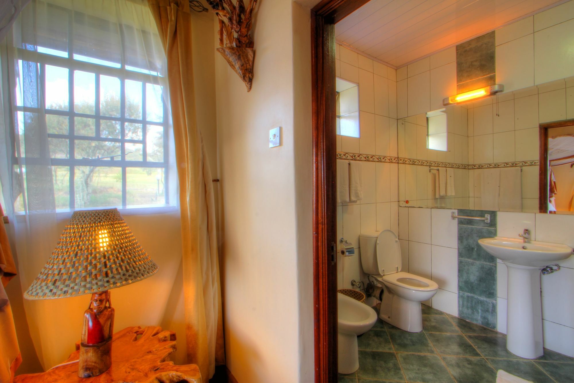 Naivasha Kongoni Lodge - Lakefront Getaway מראה חיצוני תמונה