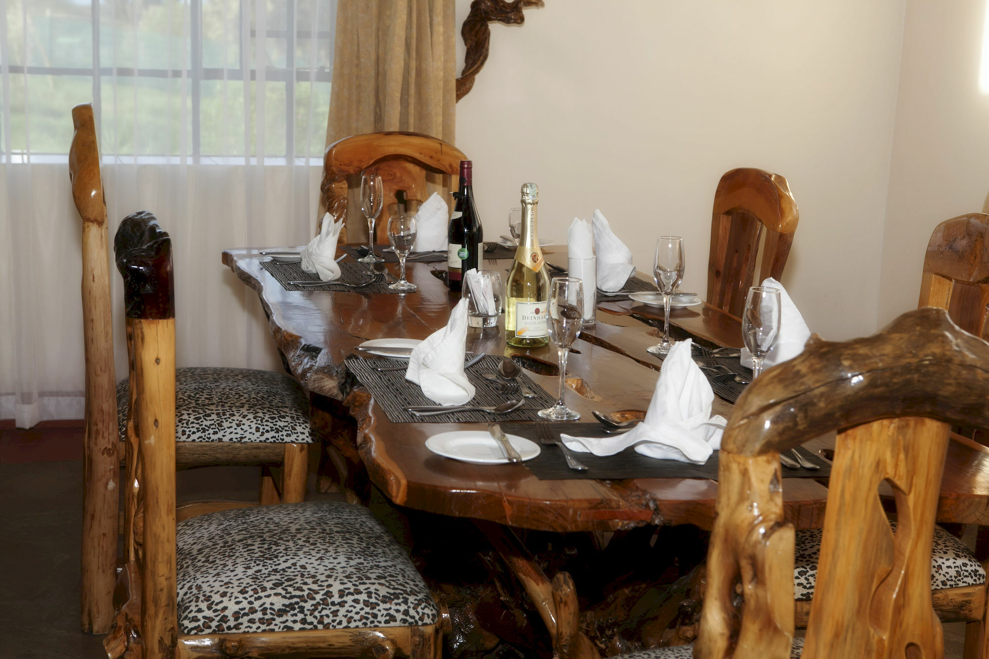 Naivasha Kongoni Lodge - Lakefront Getaway מראה חיצוני תמונה